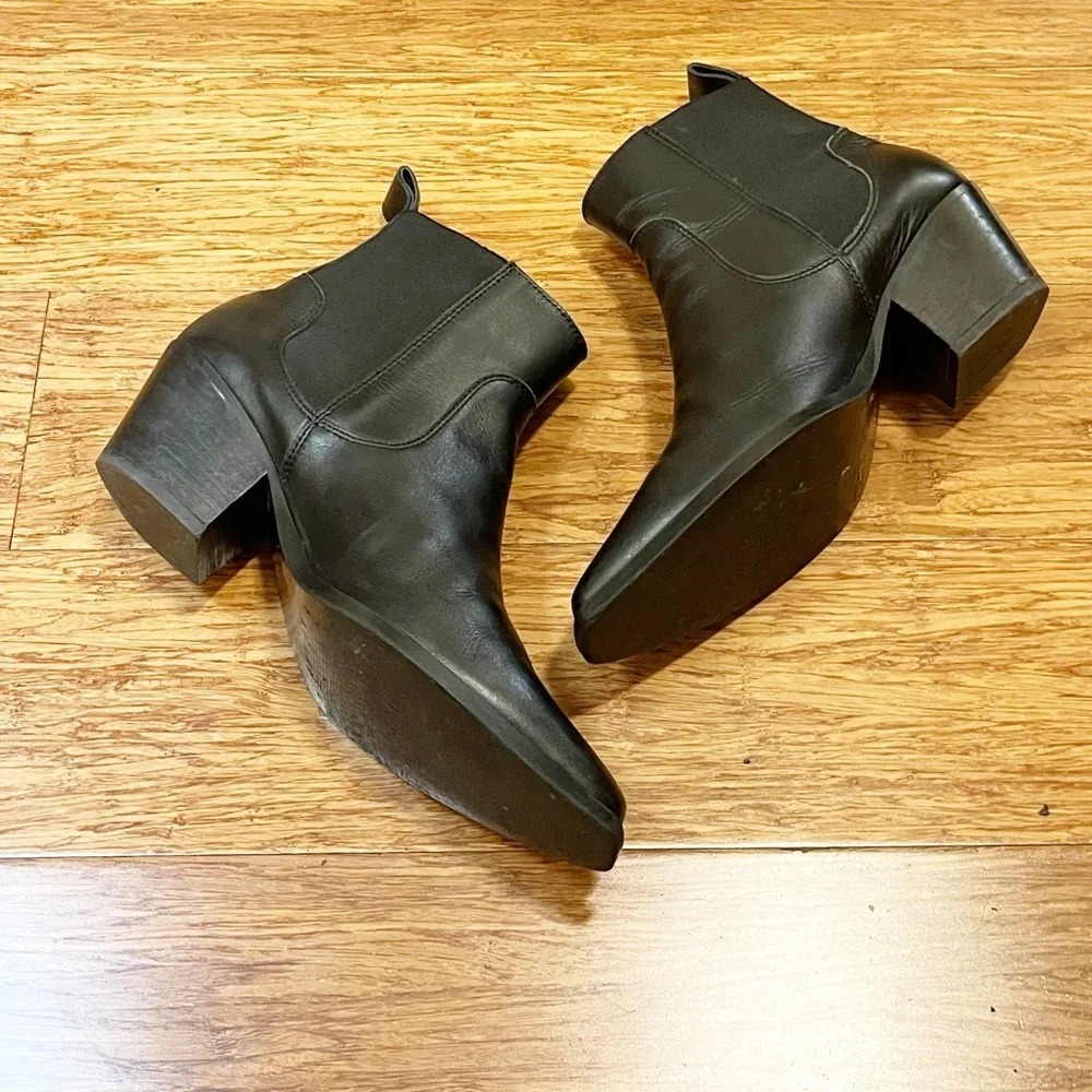 Everlane The Western Black Leather Ankle Boots. Size Women's 8.5